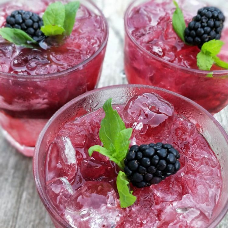 Bramble with Creme de Mure