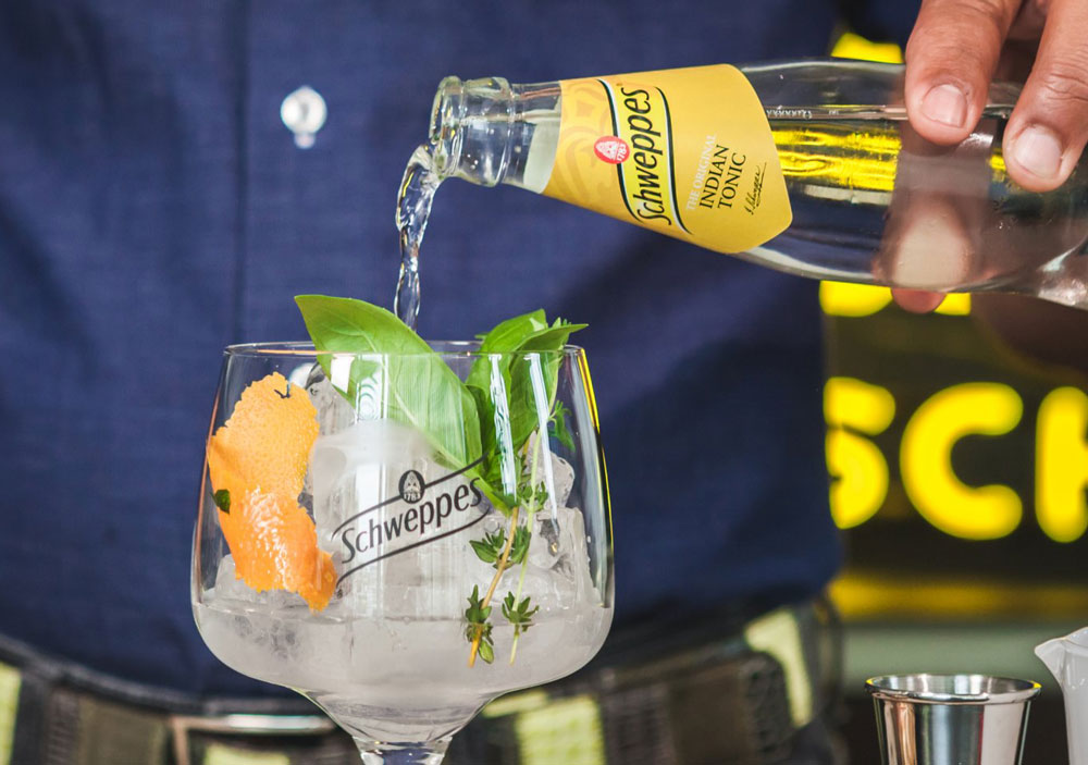 Schweppes Tonic - foto: schweppes.dk Schweppes Tonic - foto: schweppes.dk